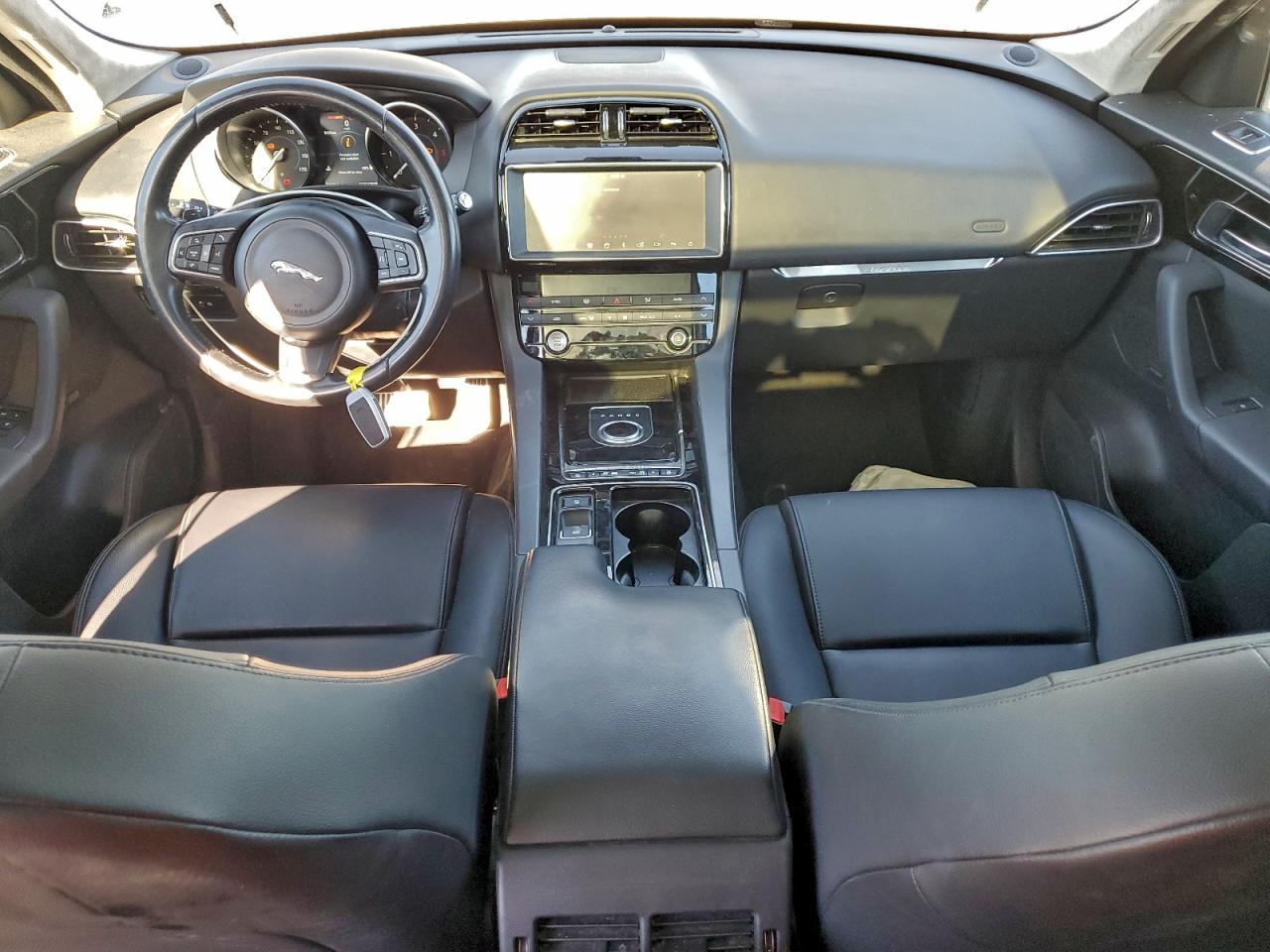 Lot #3319306719 2019 JAGUAR F-PACE PRE