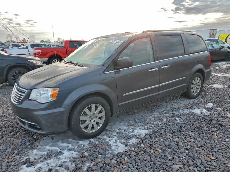 2015 CHRYSLER TOWN & COU #3309442979