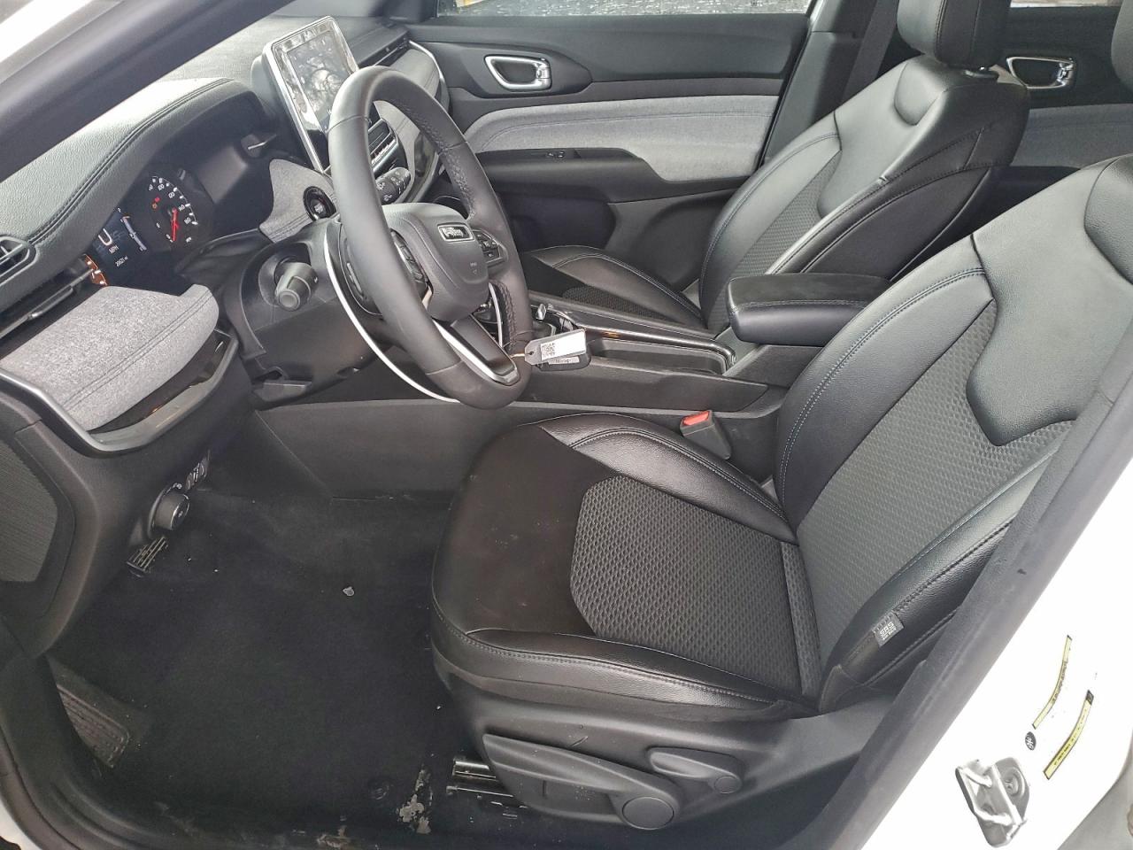 Lot #3303642927 2025 JEEP COMPASS LA