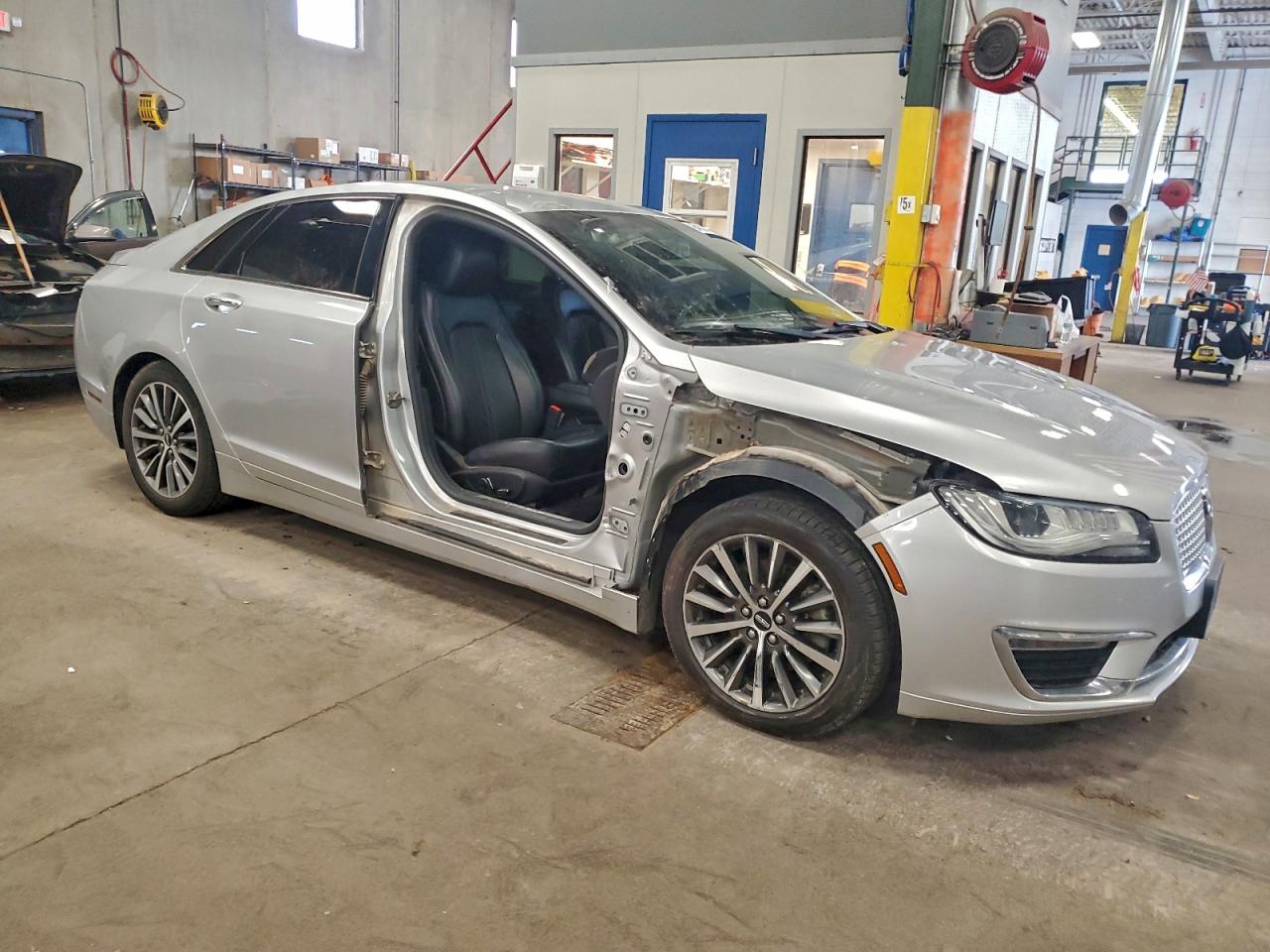 LINCOLN MKZ PREMIERE