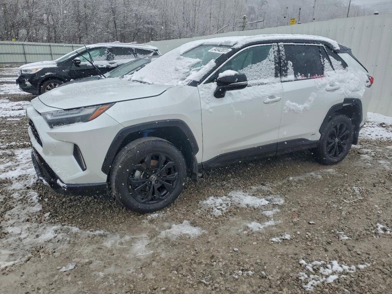 TOYOTA RAV4 XSE
