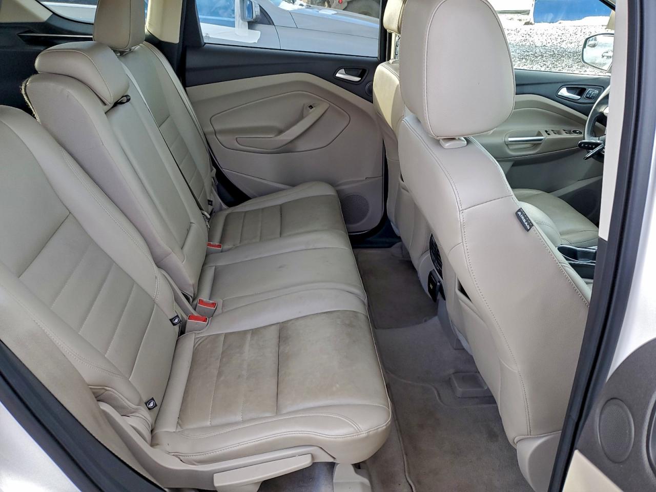 FORD ESCAPE TITANIUM