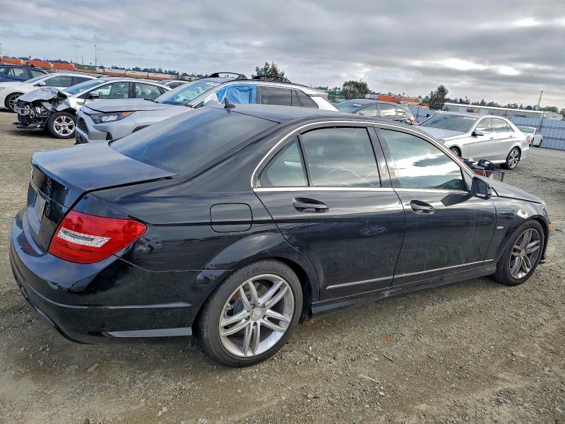 2012 MERCEDES-BENZ C 250 #3304603453