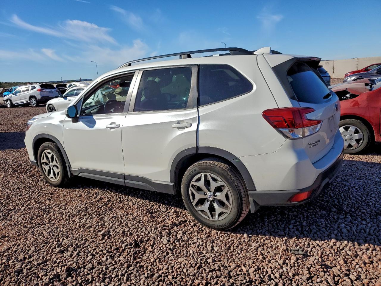 SUBARU FORESTER PREMIUM