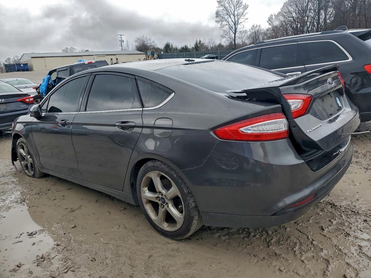 FORD FUSION S
