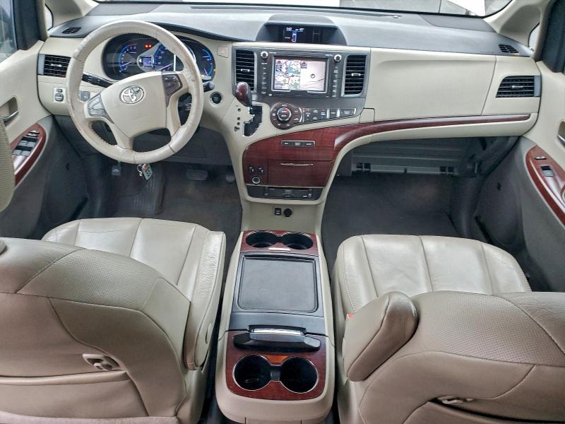 2012 TOYOTA SIENNA XLE #3310527053