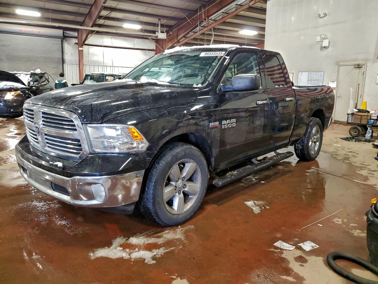 RAM 1500 SLT