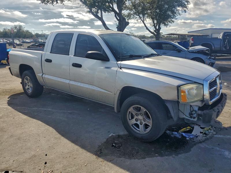 2005 DODGE DAKOTA QUA #3303904715