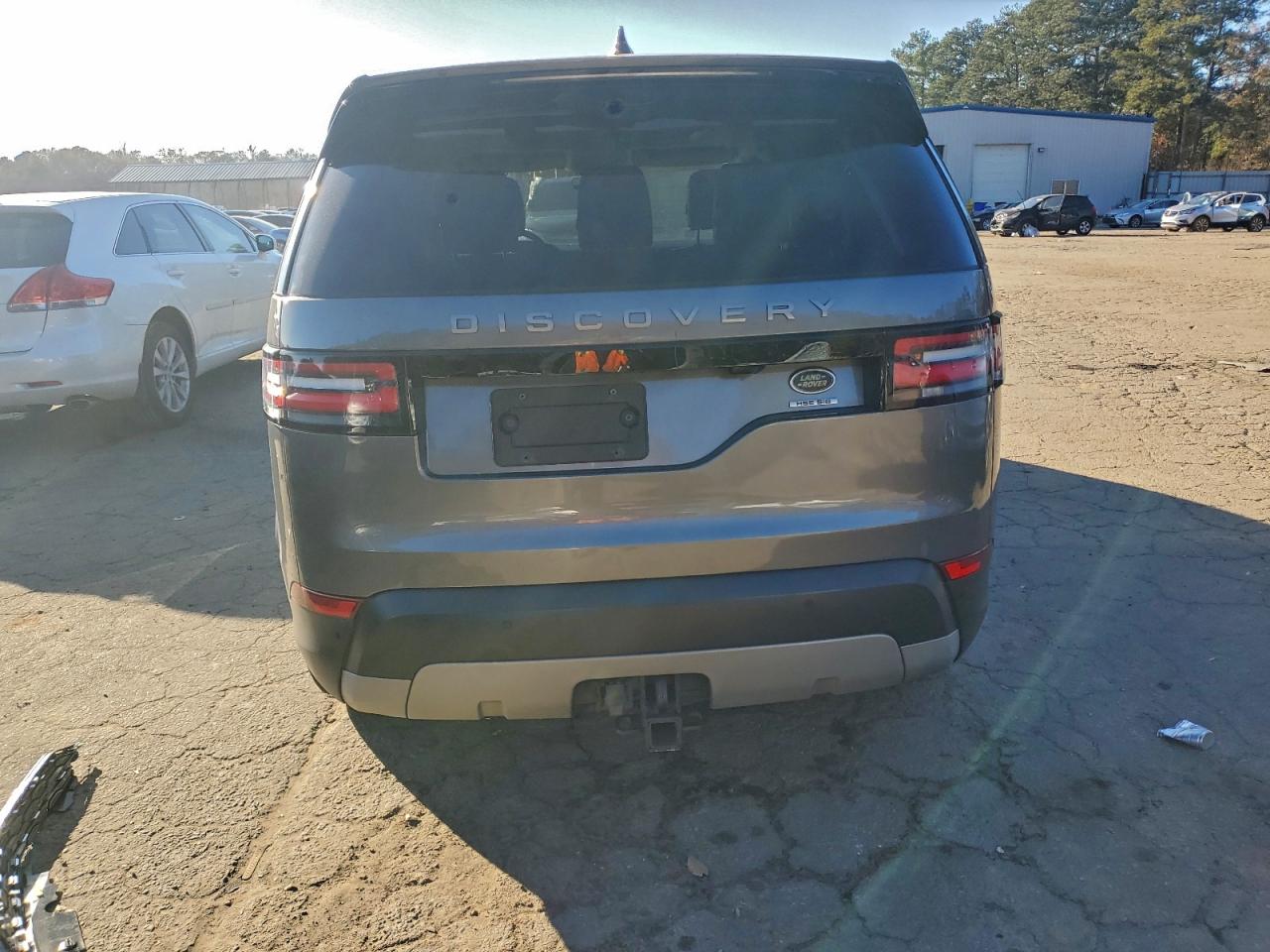 Lot #3317696098 2017 LAND ROVER DISCOVERY