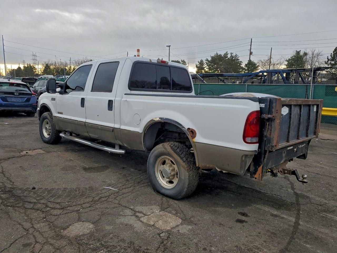 Lot #3316948077 2003 FORD F350 SRW S