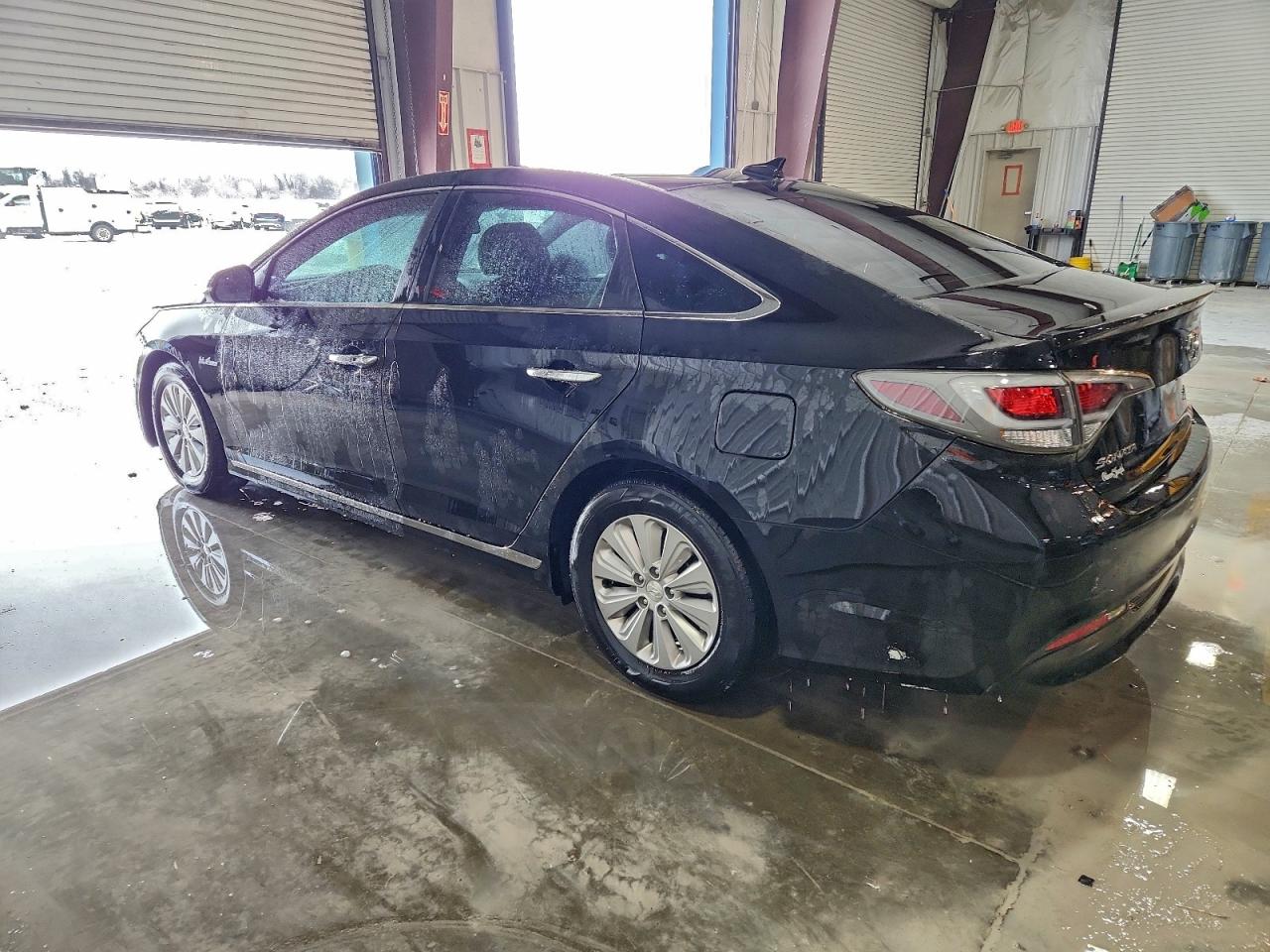 HYUNDAI SONATA HYBRID