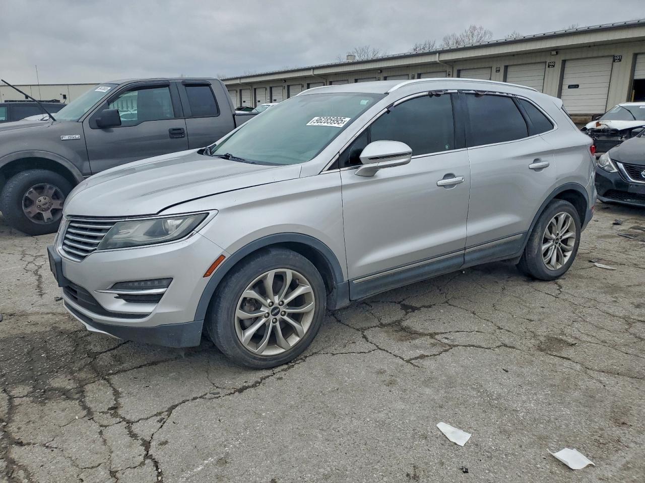 LINCOLN MKC SELECT