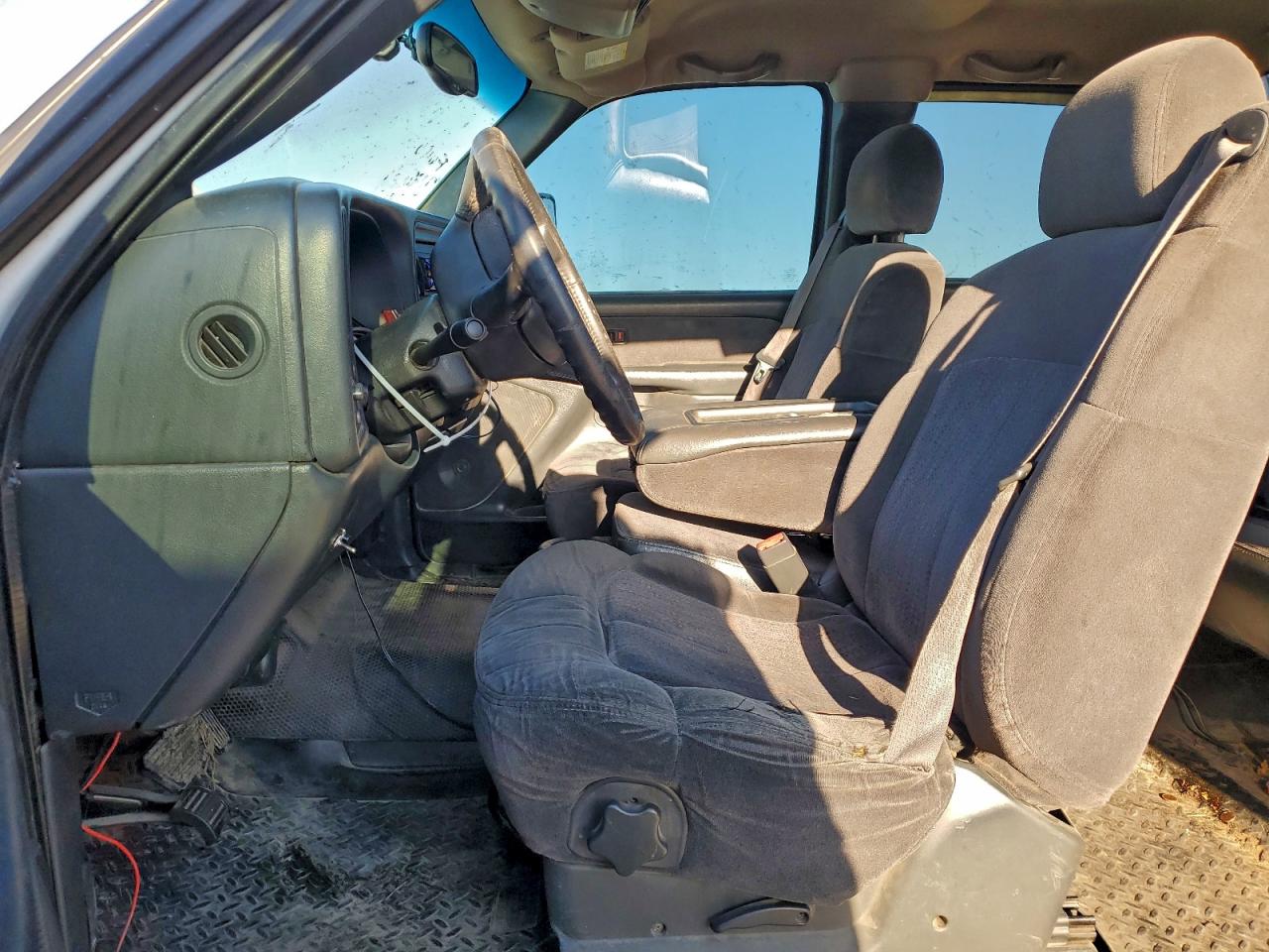 Lot #3311725241 2002 CHEVROLET SILVERADO