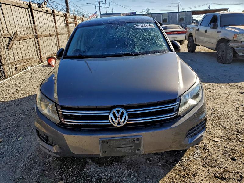2012 VOLKSWAGEN TIGUAN S #3308360302
