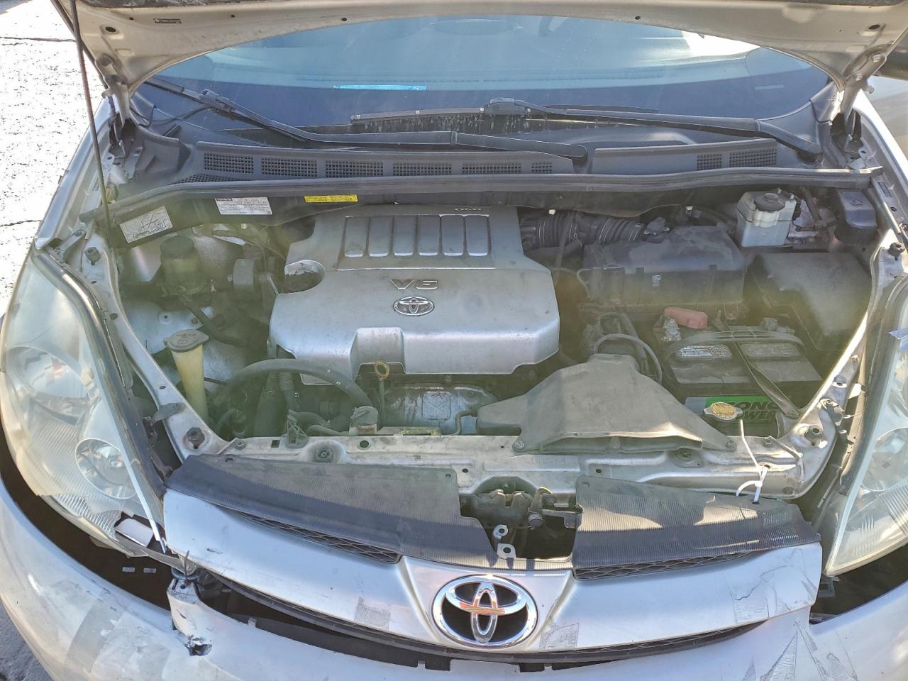 Lot #3310418990 2010 TOYOTA SIENNA CE