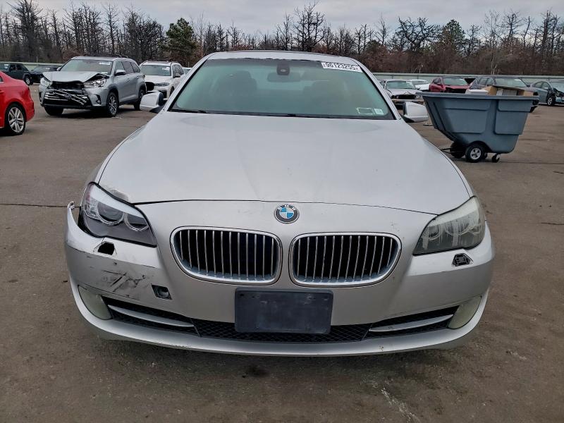 2011 BMW 528 I #3318875002
