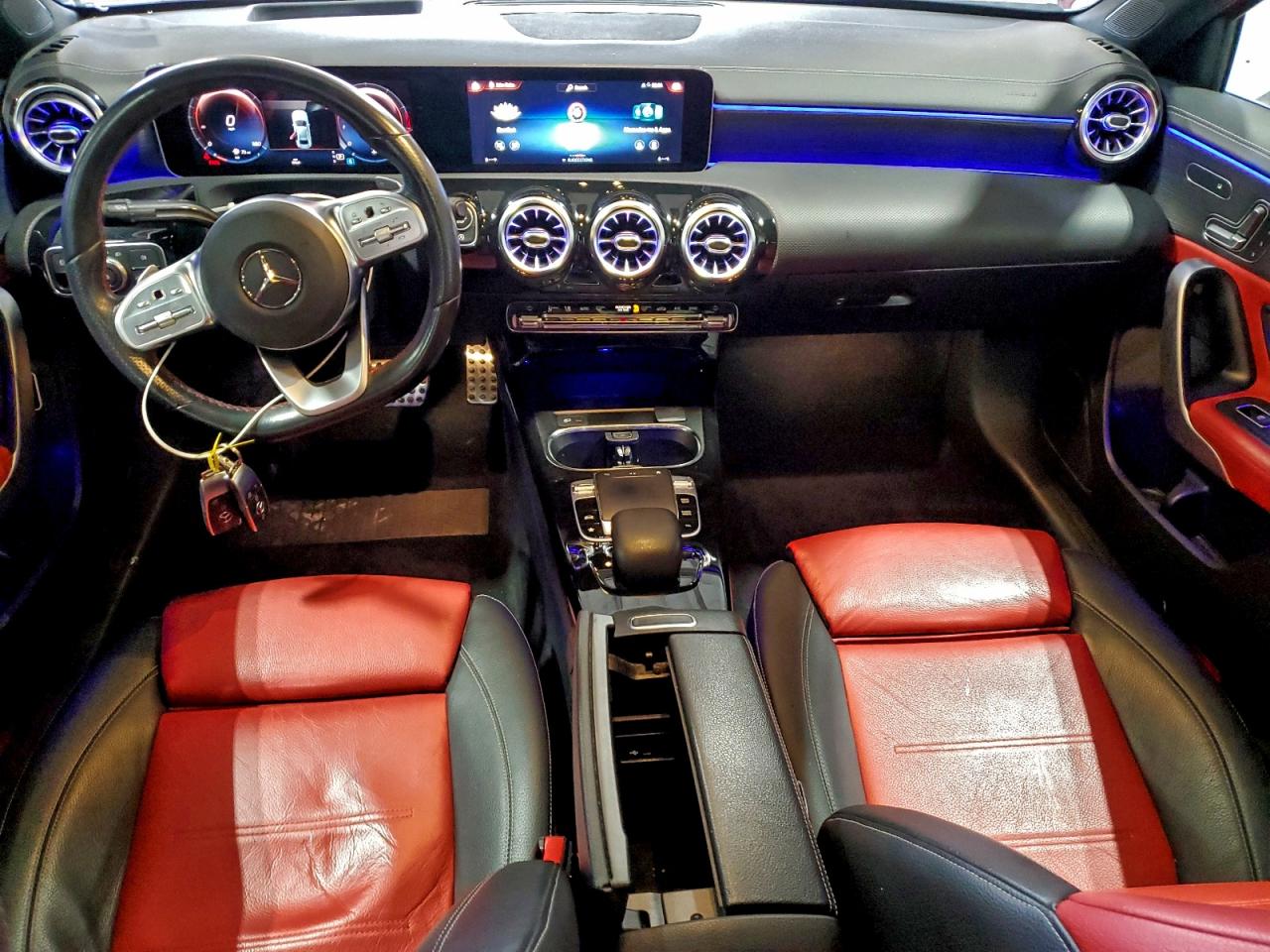 MERCEDES-BENZ A-CLASS 220 4MATIC