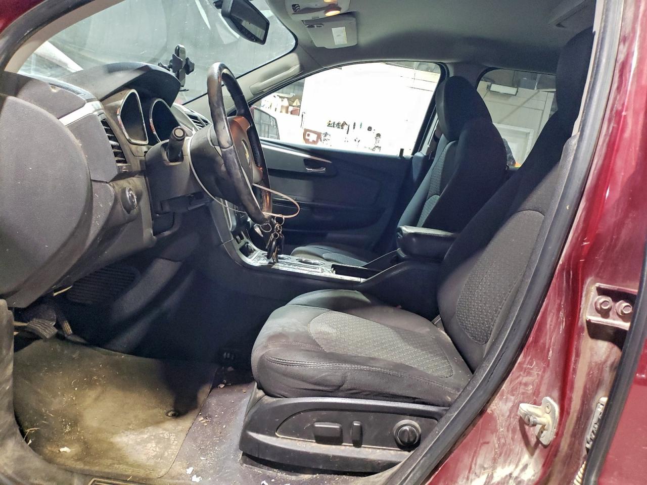 CHEVROLET TRAVERSE LT