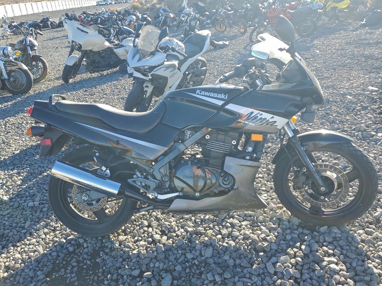 Lot #3318099369 2005 KAWASAKI EX500