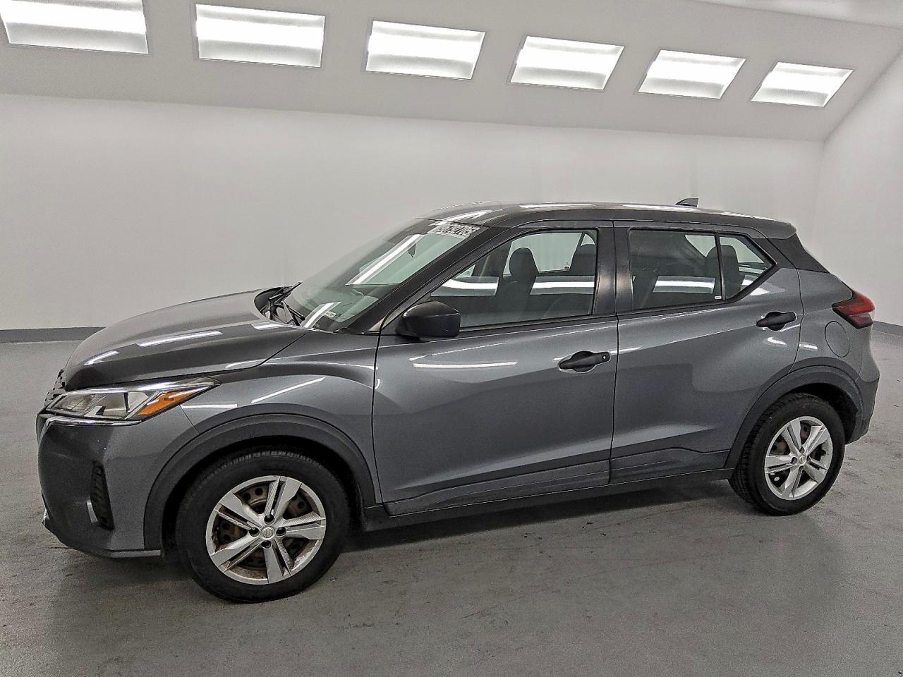 Lot #3316729397 2022 NISSAN KICKS S