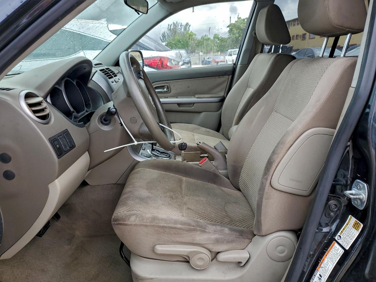 SUZUKI GRAND VITARA PREMIUM