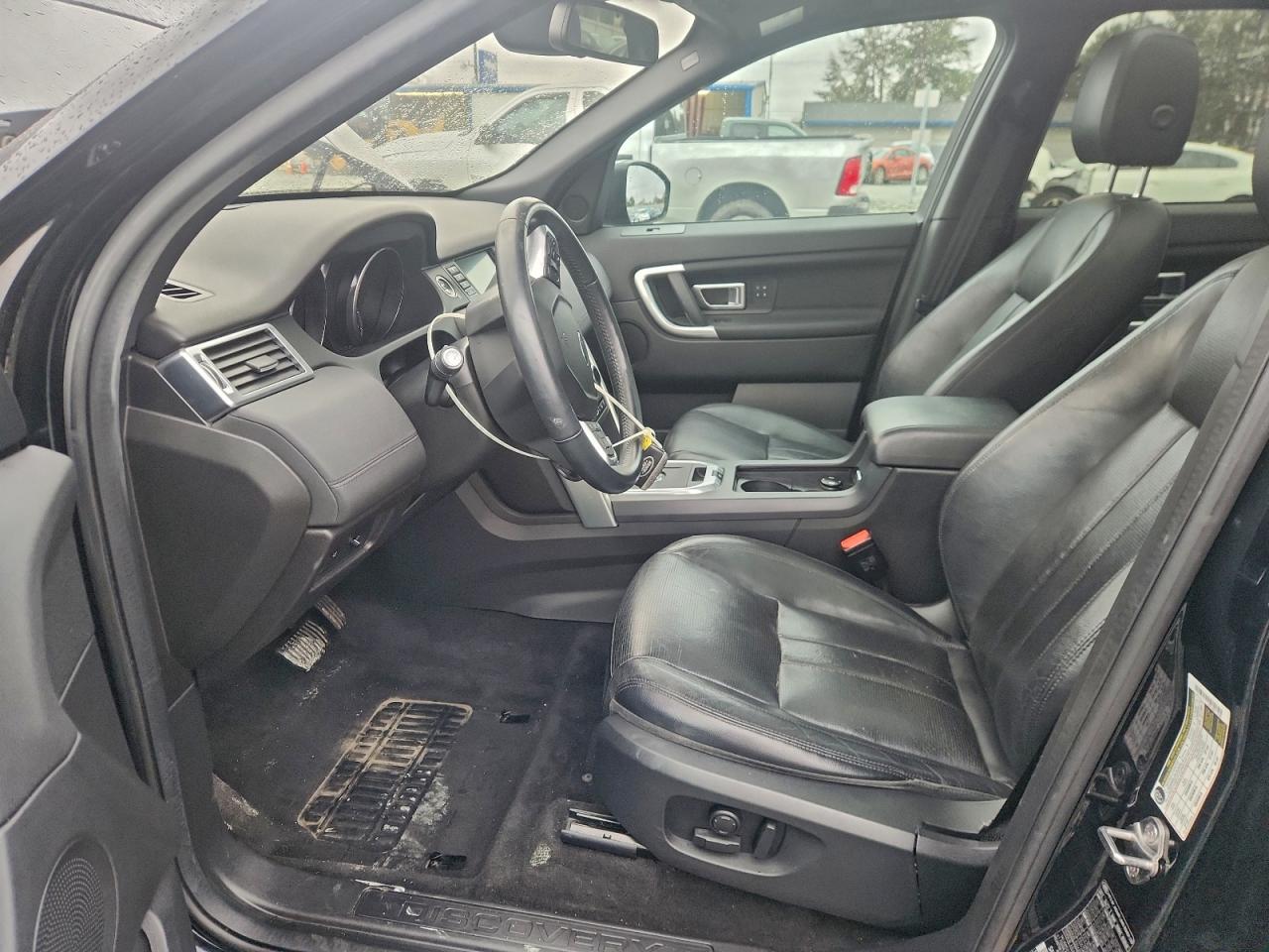 Lot #3311552244 2017 LAND ROVER DISCOVERY