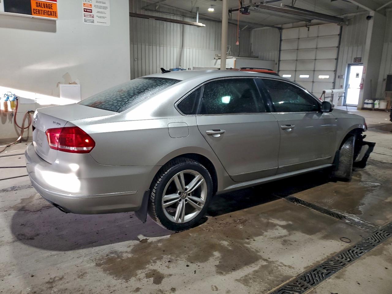 VOLKSWAGEN PASSAT SEL