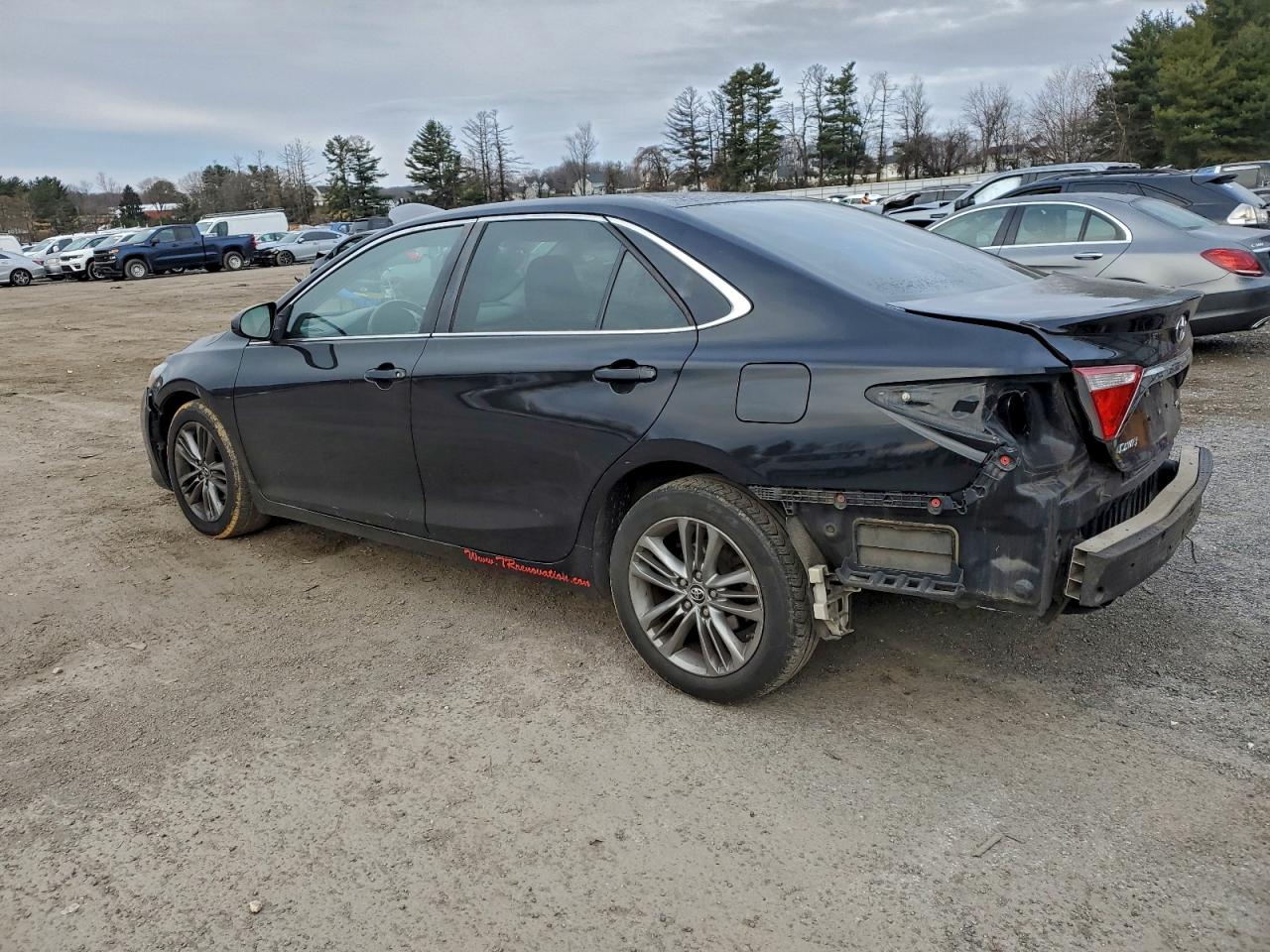 TOYOTA CAMRY LE