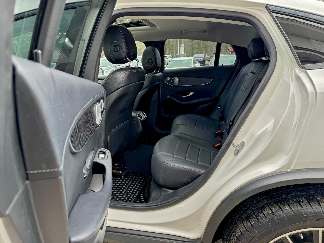 MERCEDES-BENZ GLC-CLASS 300 4MATIC