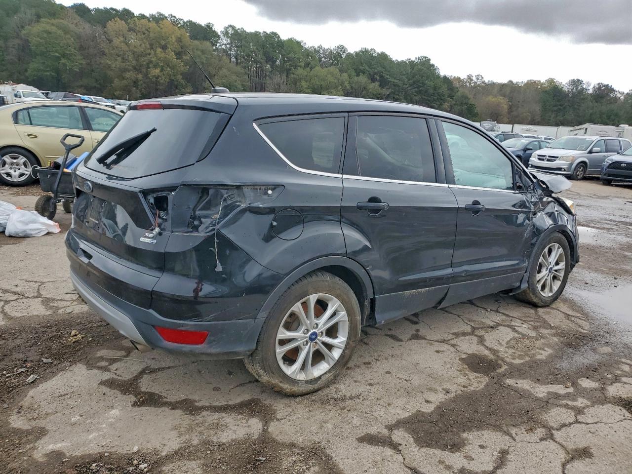 FORD ESCAPE SE