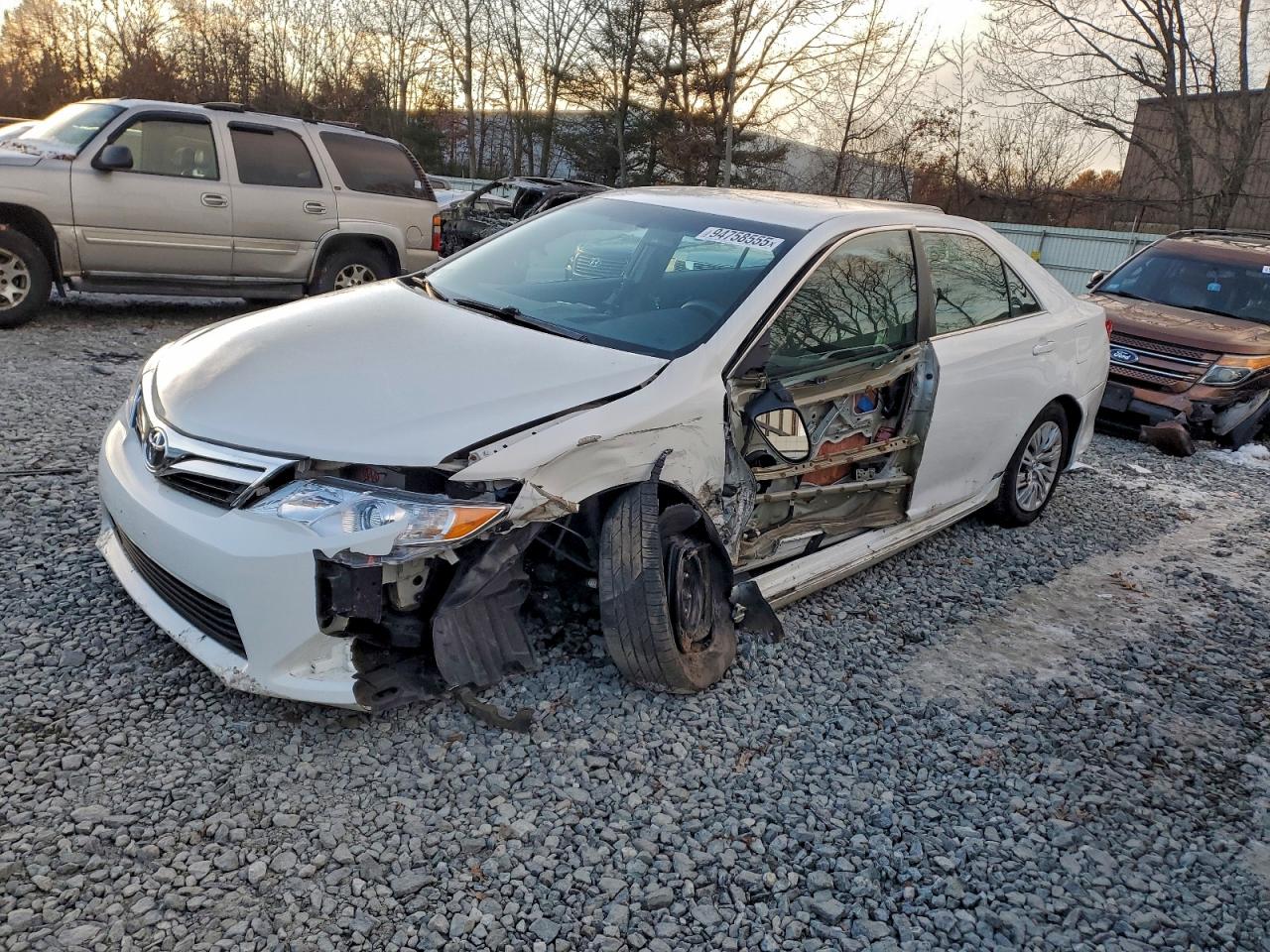 TOYOTA CAMRY L