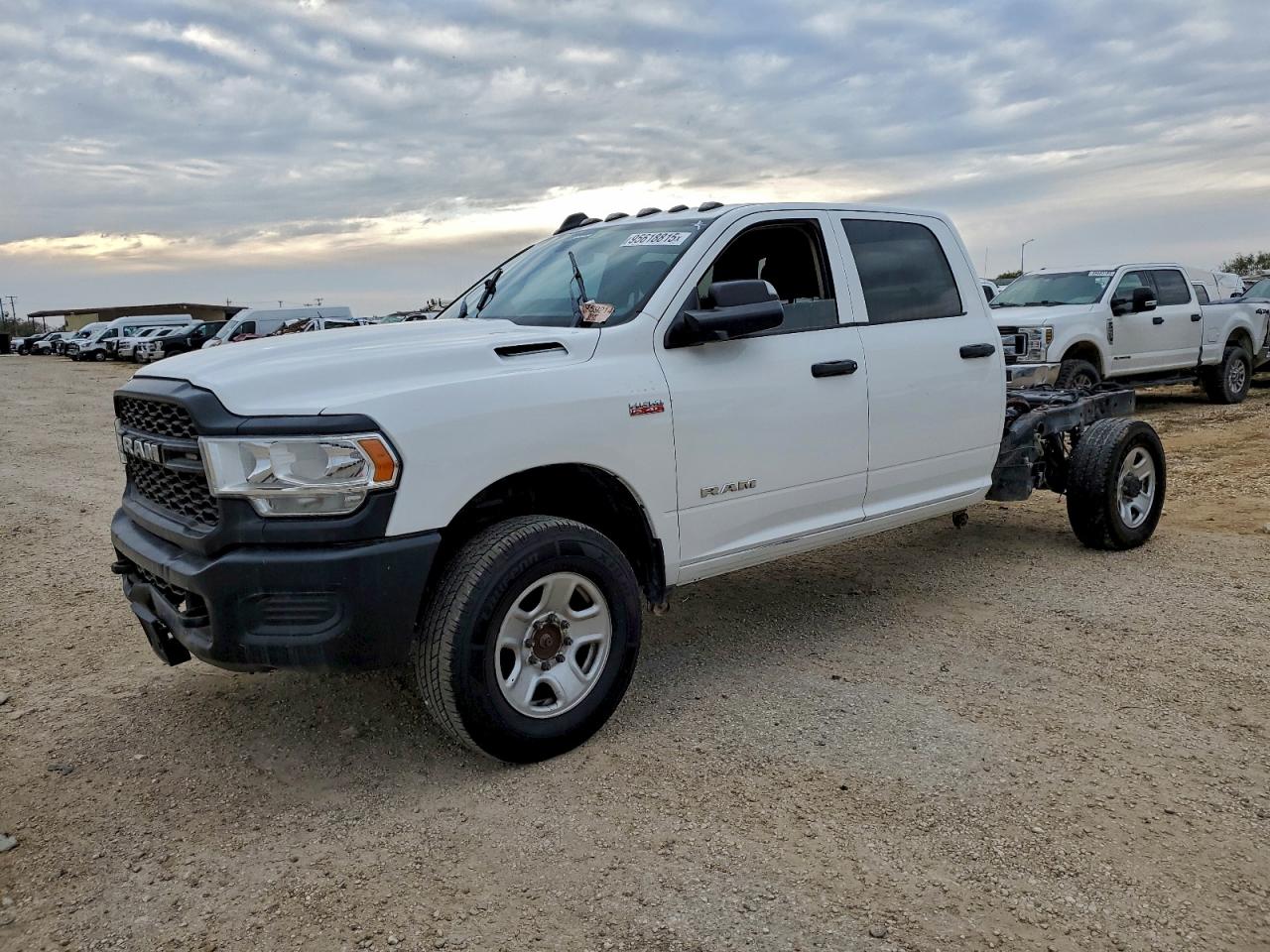 RAM 2500 TRADESMAN