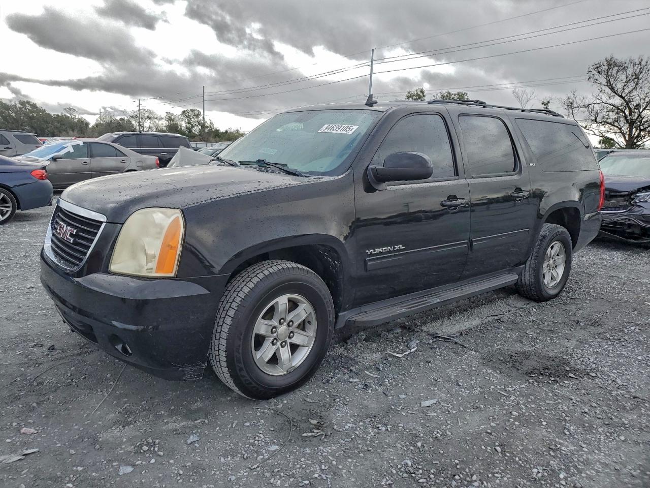 GMC YUKON C1500 SLT