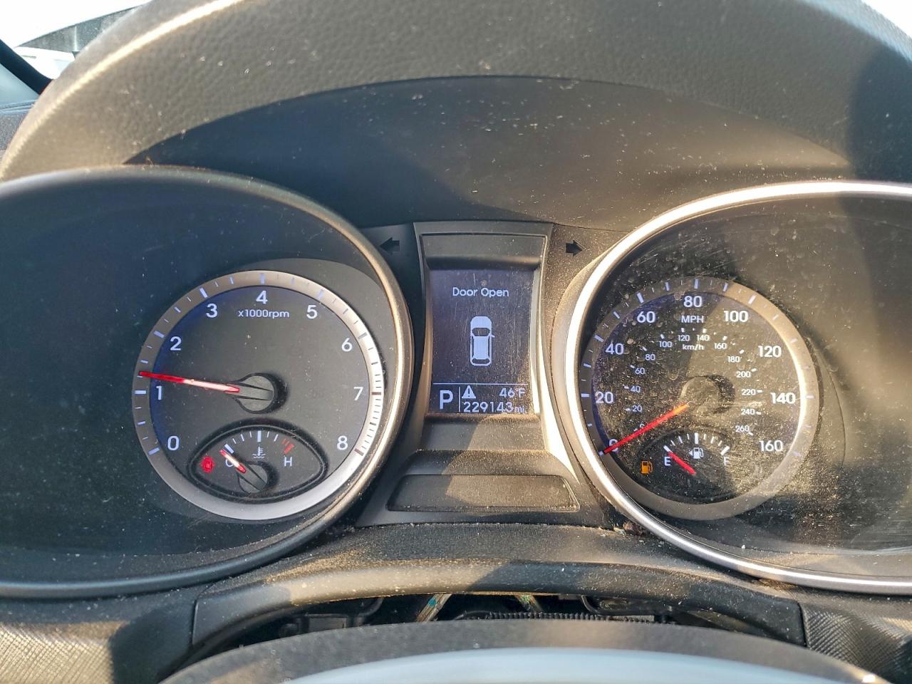 Lot #3304351584 2013 HYUNDAI SANTA FE G