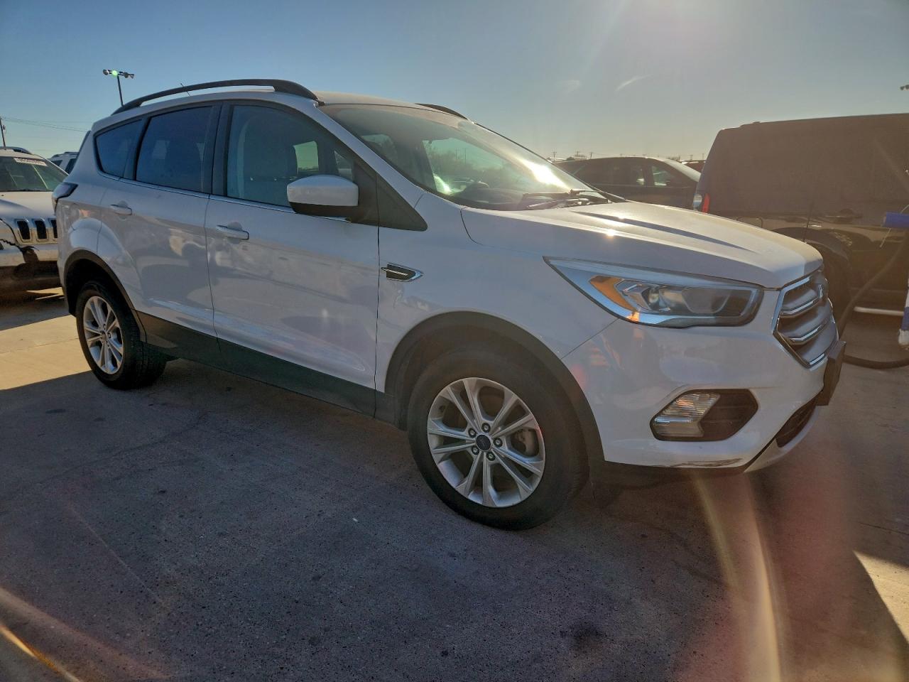 Lot #3311562280 2017 FORD ESCAPE SE