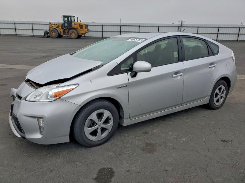 2015 TOYOTA PRIUS #3316699527