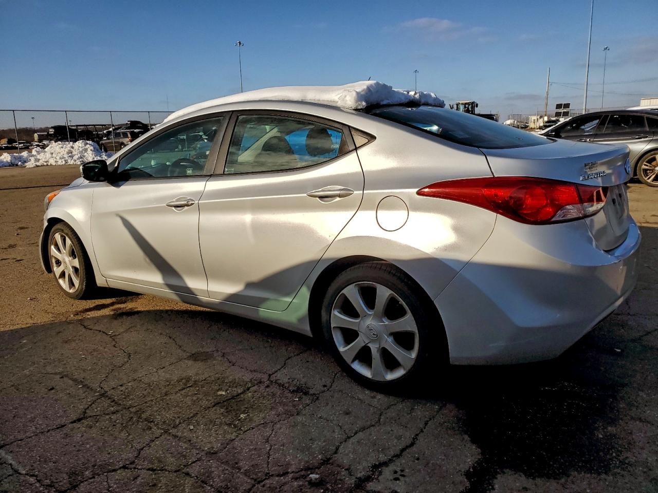 HYUNDAI ELANTRA GLS