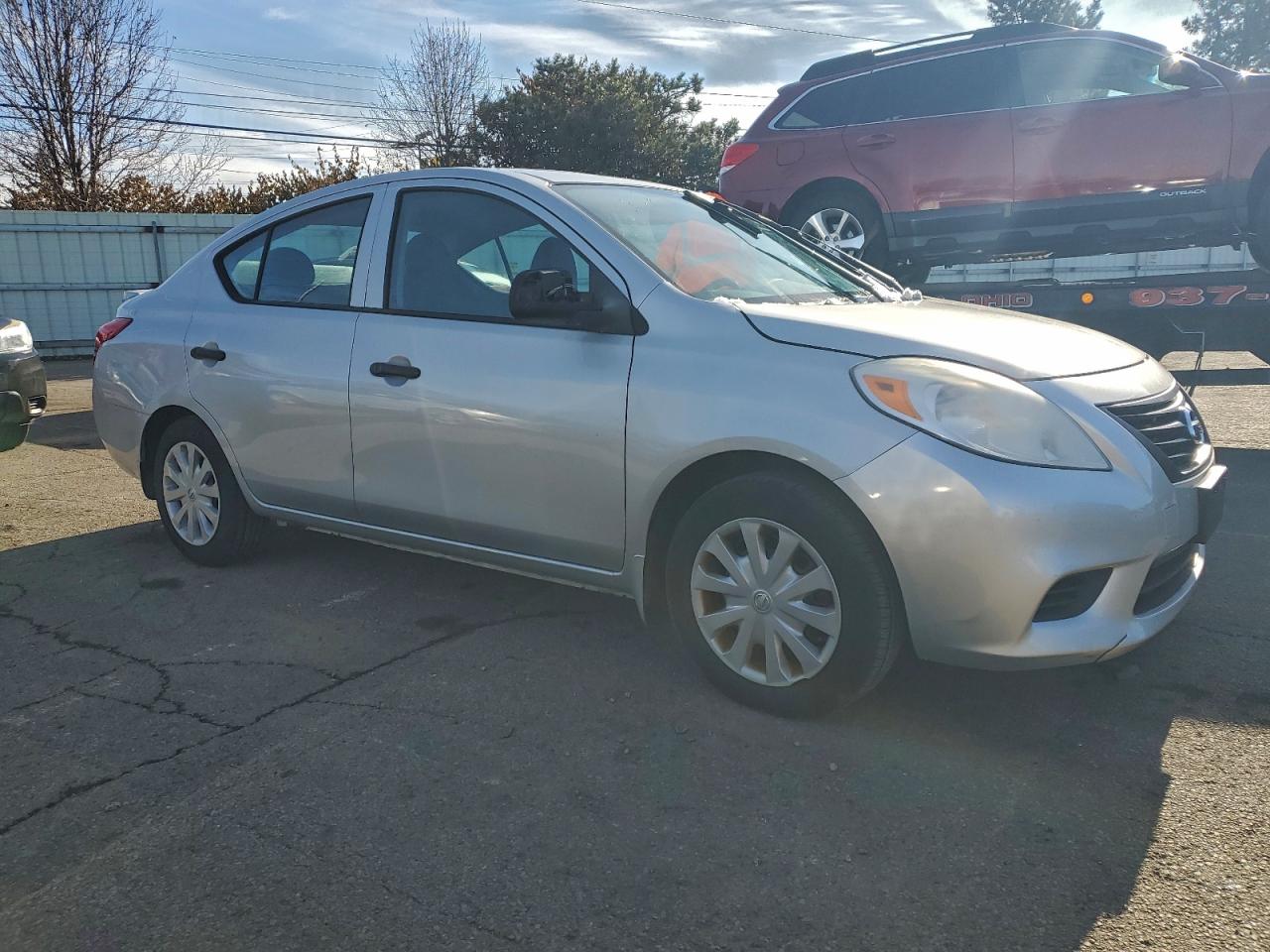 NISSAN VERSA S