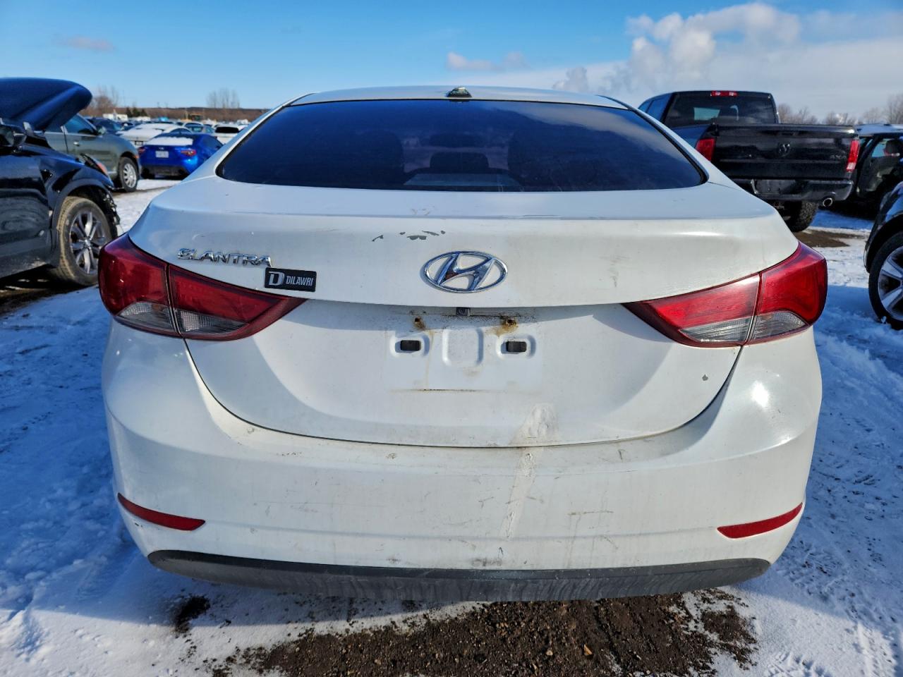 HYUNDAI ELANTRA SE