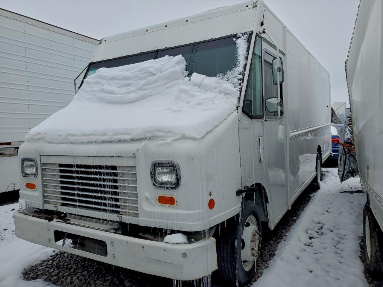 Lot #3310415970 2017 FORD F59