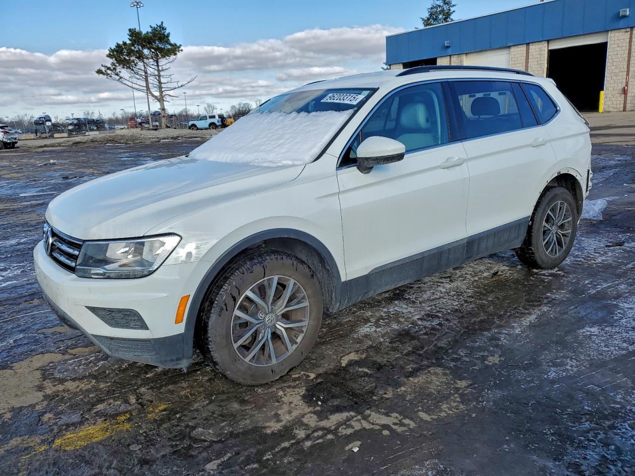 VOLKSWAGEN TIGUAN SE