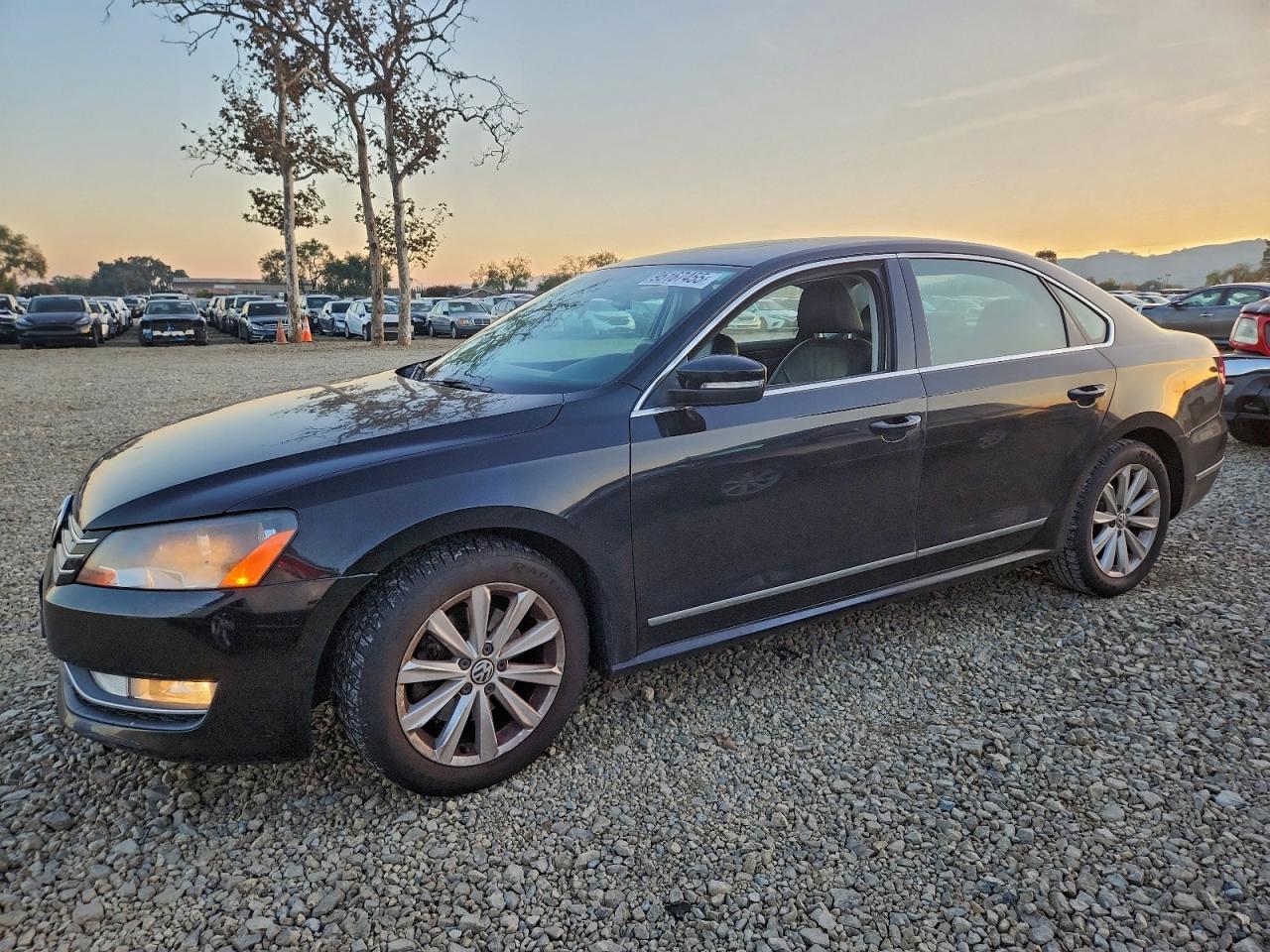 VOLKSWAGEN PASSAT SEL