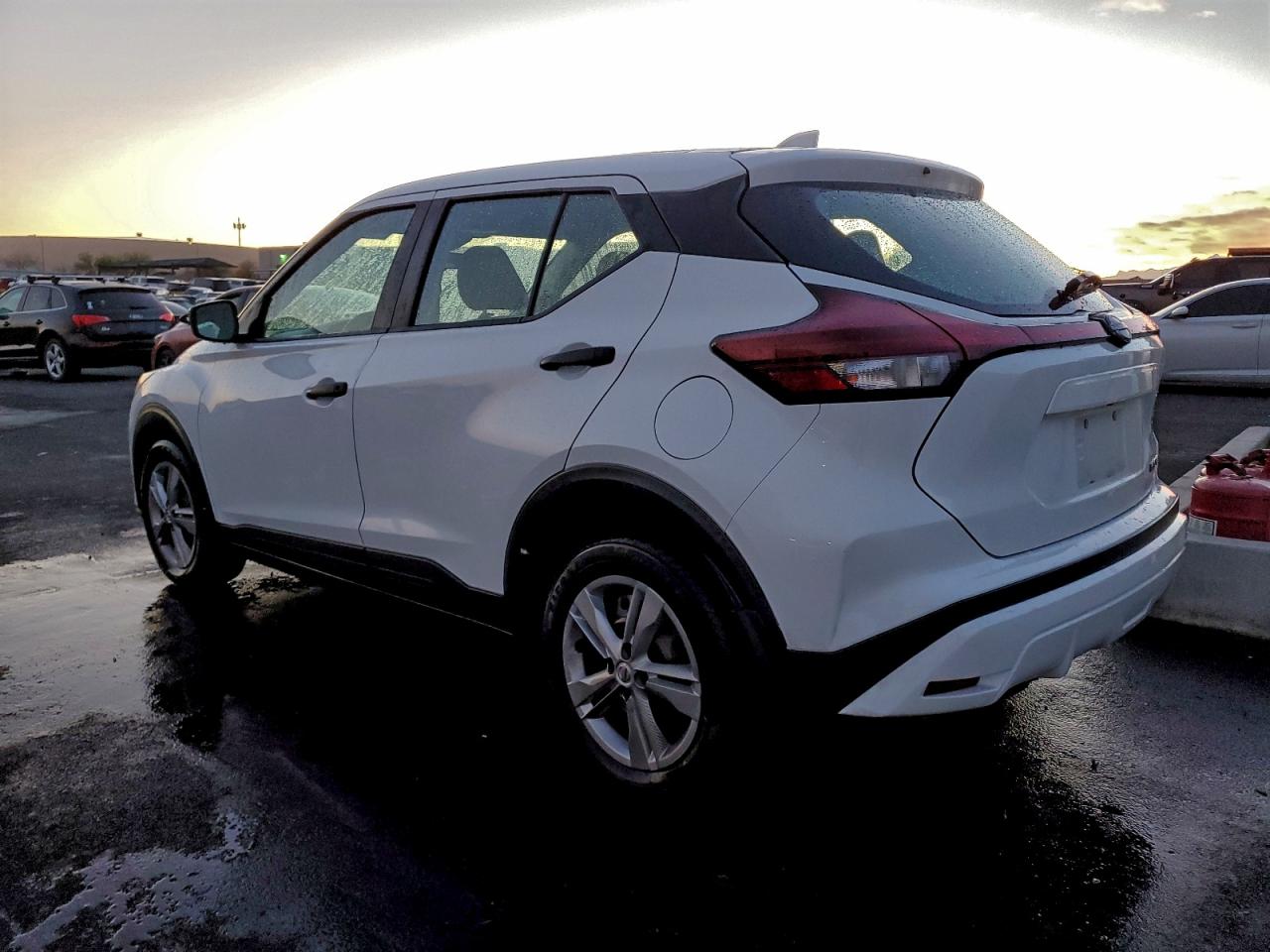 Lot #3312830114 2022 NISSAN KICKS S