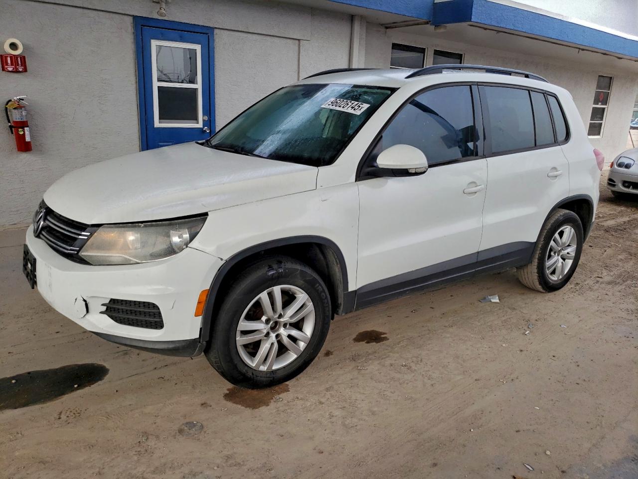 Lot #3316754404 2017 VOLKSWAGEN TIGUAN S