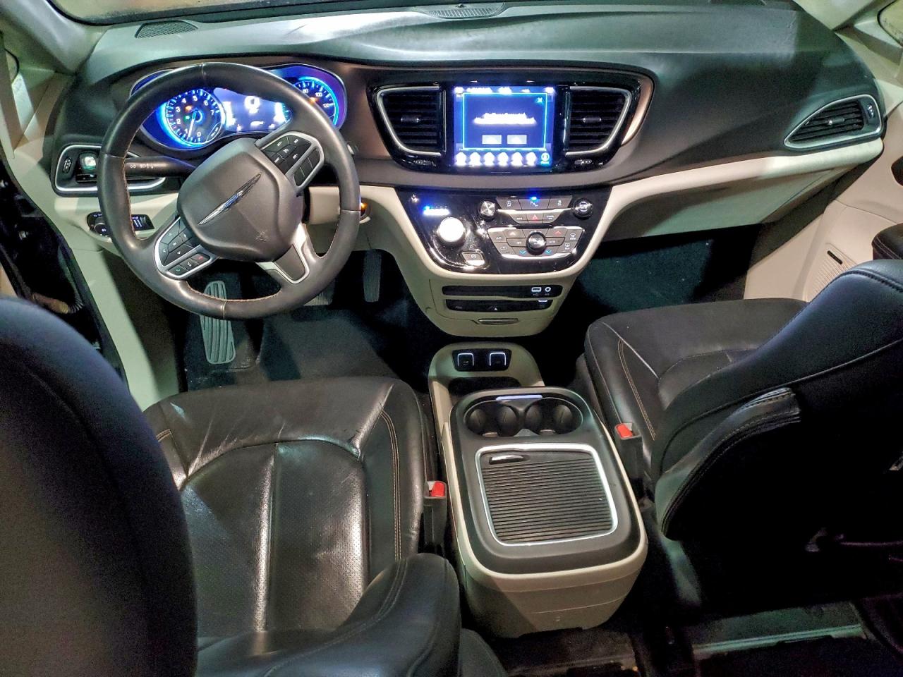 CHRYSLER PACIFICA TOURING L PLUS