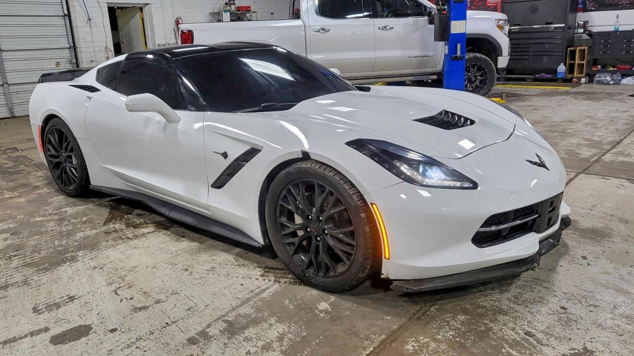 CHEVROLET CORVETTE STINGRAY 1LT