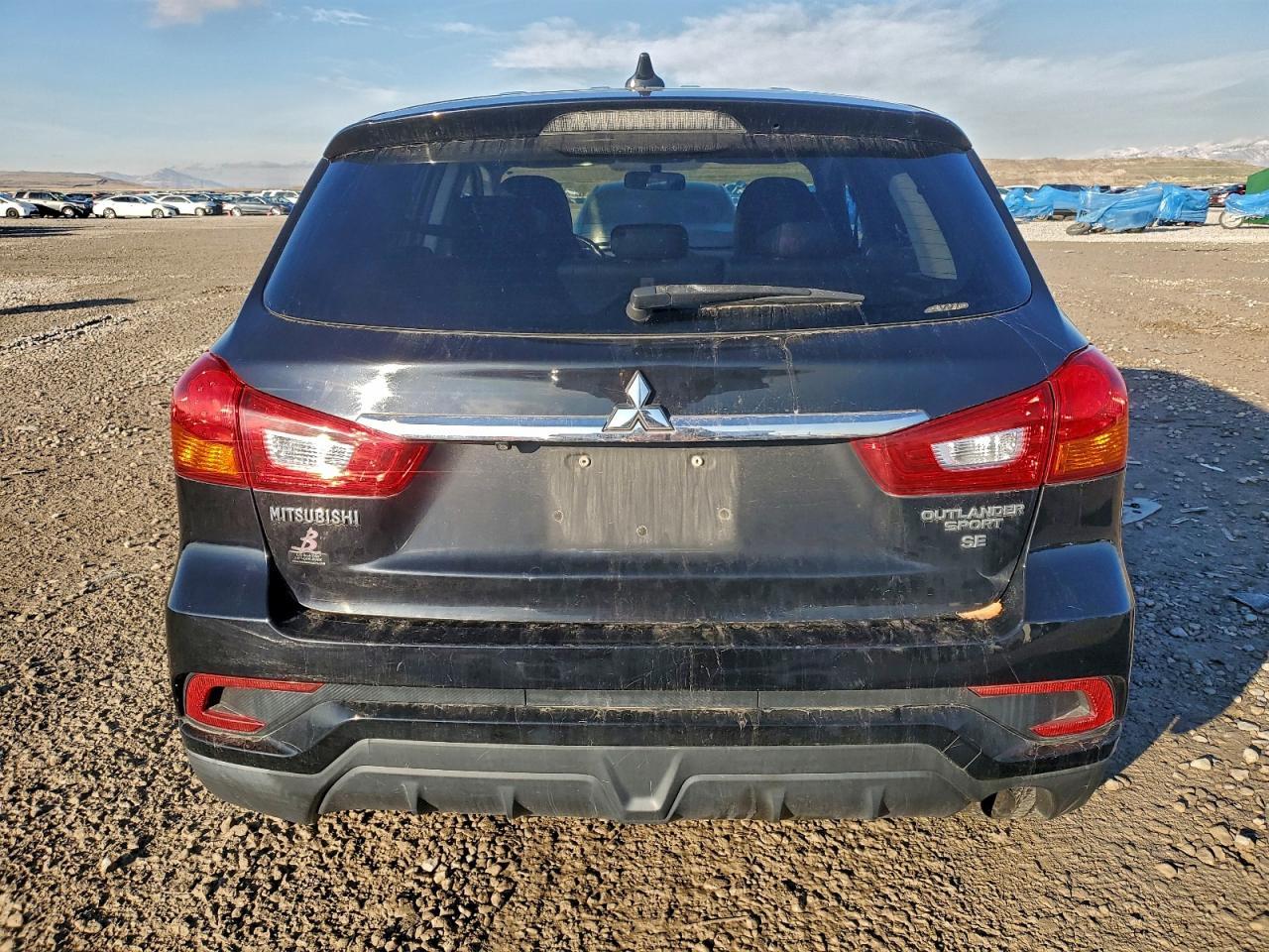MITSUBISHI OUTLANDER ES