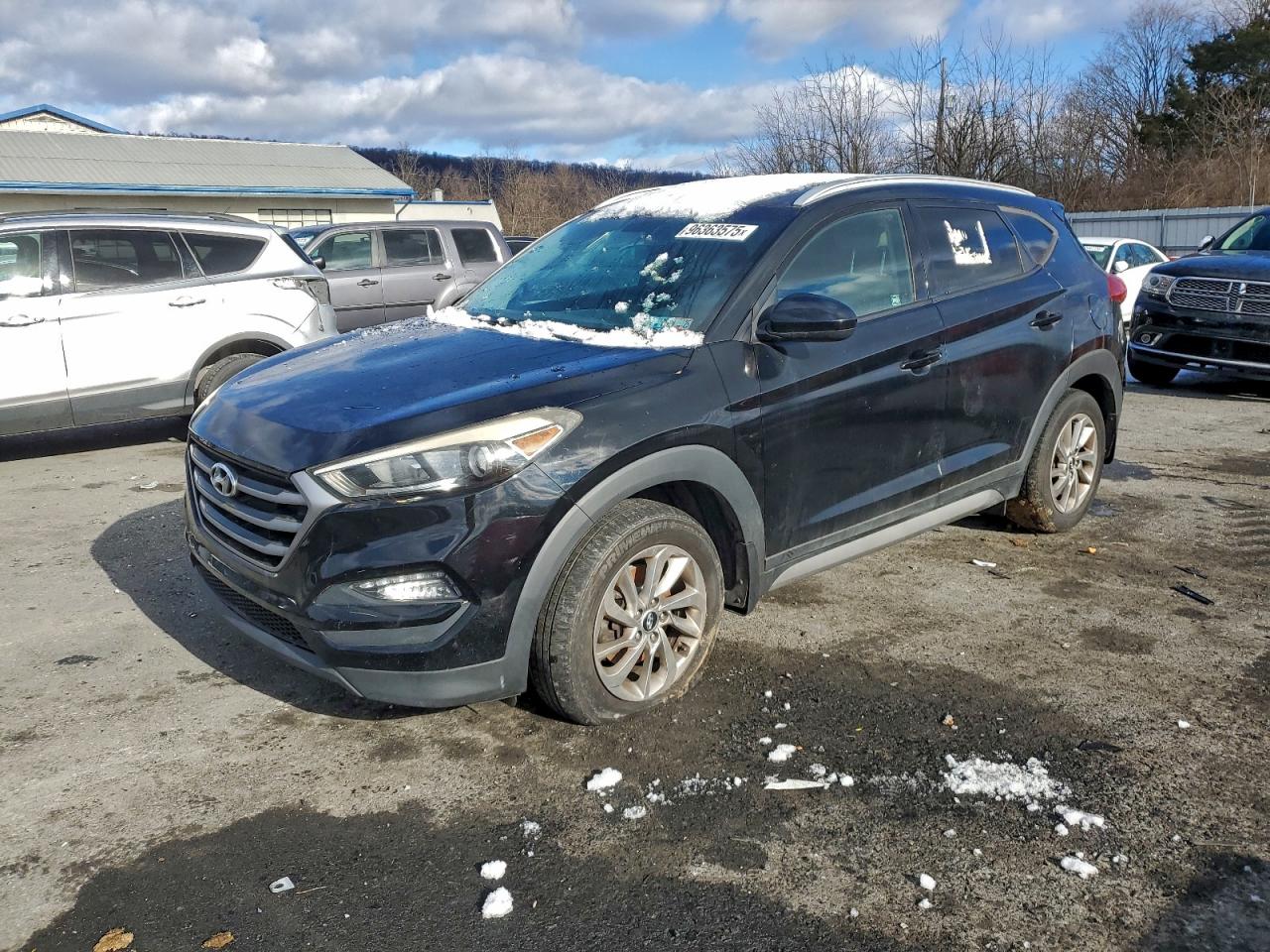 Lot #3312311772 2017 HYUNDAI TUCSON LIM