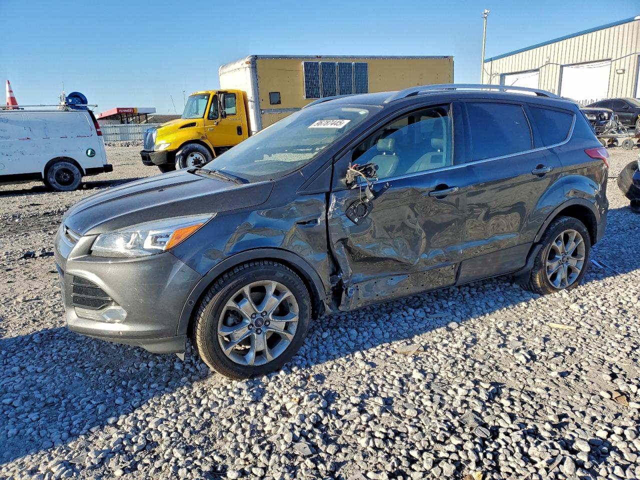 FORD ESCAPE TITANIUM