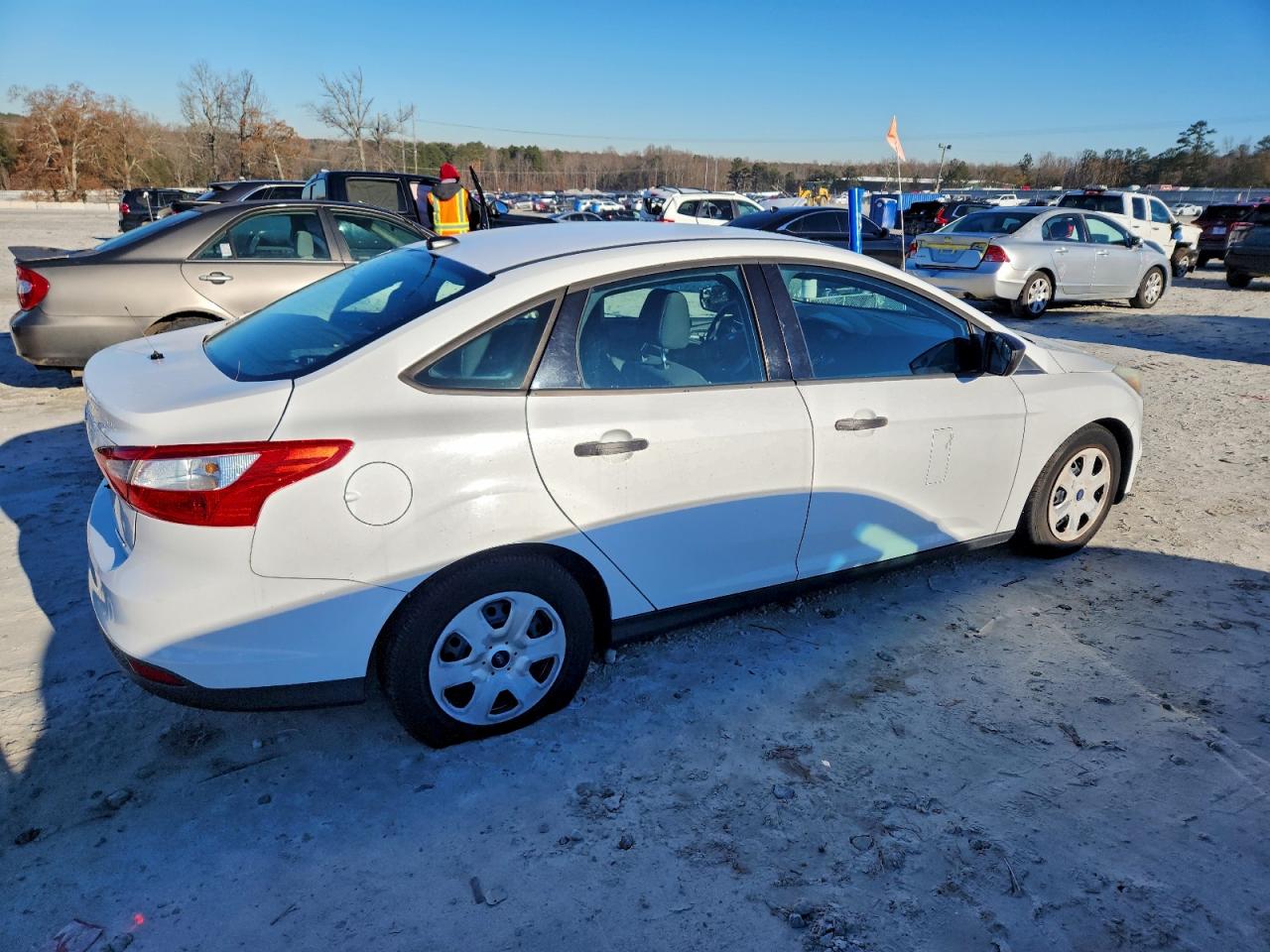 Lot #3316779432 2014 FORD FOCUS S